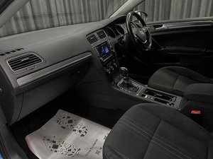 Универсал Volkswagen Golf 2015 года, 1489000 рублей, Красноярск