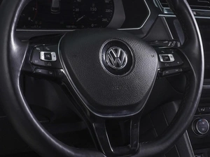 Внедорожник Volkswagen Tiguan 2018 года, 2450000 рублей, Ростов-на-Дону