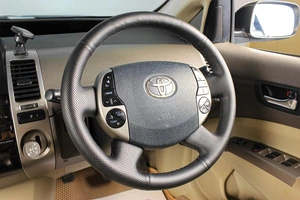 Лифтбек Toyota Prius 2008 года, 679000 рублей, Тюмень