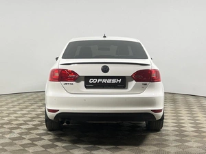 Седан Volkswagen Jetta 2013 года, 1043300 рублей, Казань
