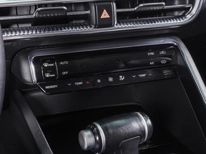 Седан Kia K5 2021 года, 1850000 рублей, Ростов-на-Дону