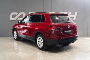 Внедорожник Volkswagen Tiguan 2020 года, 2299000 рублей, Петрозаводск