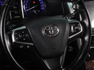 Седан Toyota Camry 2016 года, 2019040 рублей, Воронеж