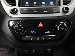 Седан Hyundai Solaris 2019 года, 1643000 рублей, Ставрополь