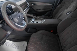 Внедорожник Geely Monjaro 2025 года, 4149000 рублей, Кемерово