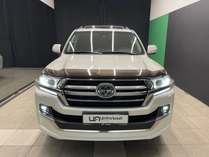 Внедорожник Toyota Land Cruiser 2018 года, 8600000 рублей, Красноярск