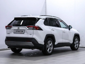Внедорожник Toyota RAV4 2021 года, 3895000 рублей, Красноярск