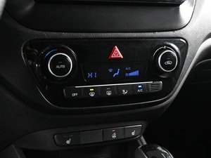 Седан Hyundai Solaris 2019 года, 1215000 рублей, Ростов-на-Дону