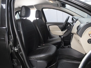 Седан Renault Logan 2014 года, 760000 рублей, Омск