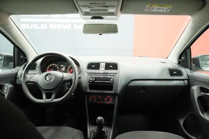Седан Volkswagen Polo 2018 года, 1150000 рублей, Курск