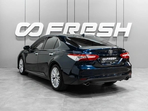 Седан Toyota Camry 2018 года, 2999000 рублей, Тюмень