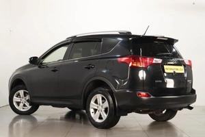 Внедорожник Toyota RAV4 2012 года, 1919000 рублей, Челябинск