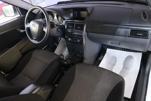 Седан ВАЗ (LADA) Priora 2016 года, 629000 рублей, Омск