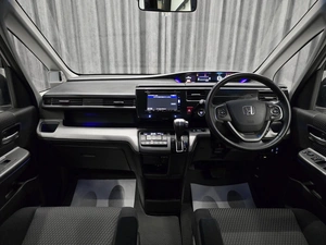 Минивэн Honda Stepwgn Spada 2016 года, 1749000 рублей, Красноярск