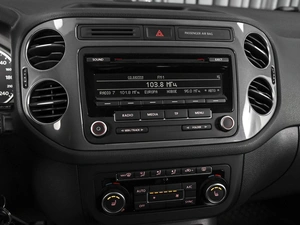 Внедорожник Volkswagen Tiguan 2015 года, 1452000 рублей, Ставрополь