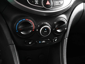 Седан Hyundai Solaris 2013 года, 889000 рублей, Аксай
