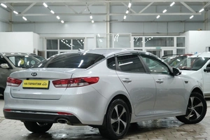 Седан Kia Optima 2018 года, 1679000 рублей, Омск