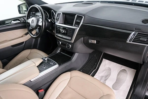 Внедорожник Mercedes-benz GL-класс 2015 года, 3099000 рублей, Красноярск