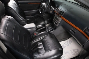 Седан Toyota Avensis 2007 года, 549000 рублей, Сургут