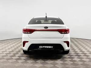 Седан Kia Rio 2018 года, 789900 рублей, Казань