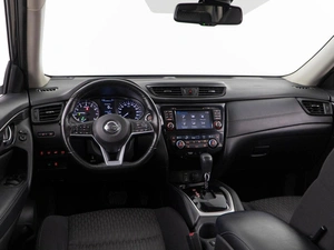 Внедорожник Nissan X-Trail 2018 года, 2348055 рублей, Москва