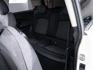 Хетчбэк MINI Cooper S 2015 года, 1749999 рублей, Москва