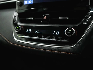 Хетчбэк Toyota Corolla 2019 года, 1519000 рублей, Красноярск