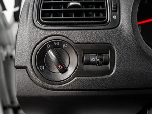 Седан Volkswagen Polo 2019 года, 975000 рублей, Красноярск