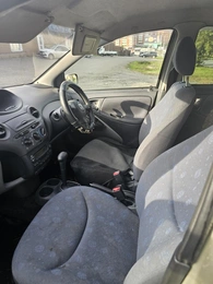Хетчбэк Toyota Vitz 2002 года, 280000 рублей, Красноярск