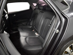 Седан Kia K5 2017 года, 1954900 рублей, Казань