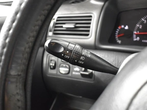 Хетчбэк Toyota Corolla 2005 года, 439900 рублей, Казань