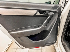 Универсал Volkswagen Passat 2013 года, 1129000 рублей, Красноярск