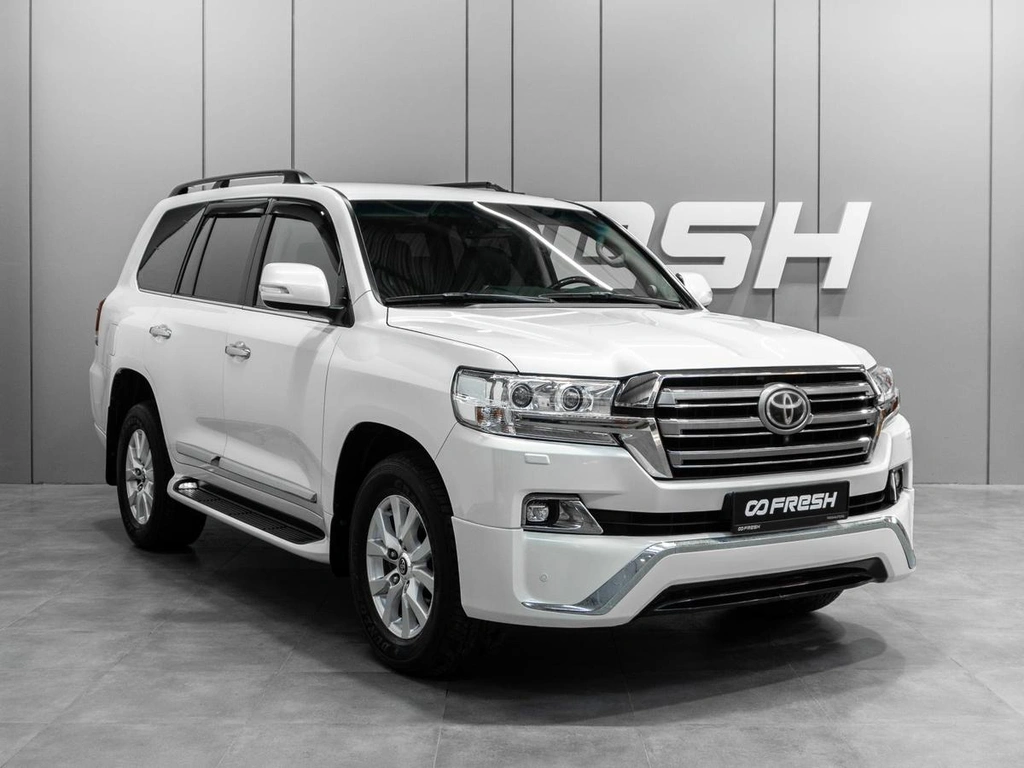 Внедорожник Toyota Land Cruiser 2016 года, 5249000 рублей, Тюмень