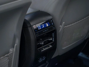 Внедорожник Jeep Grand Cherokee 2021 года, 5849055 рублей, Москва