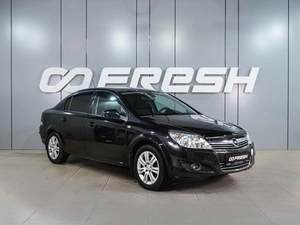 Седан Opel Astra 2012 года, 879000 рублей, Воронеж
