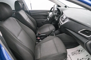 Седан Hyundai Solaris 2017 года, 1399000 рублей, Красноярск
