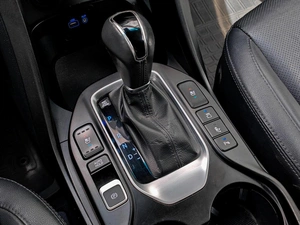 Внедорожник Hyundai Santa Fe 2015 года, 2248000 рублей, Краснодар