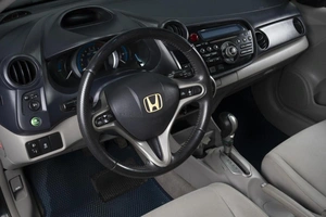 Лифтбек Honda Insight 2009 года, 890000 рублей, Омск