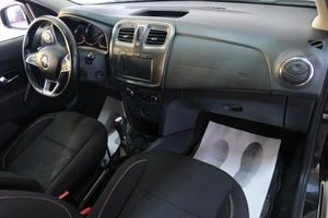 Хетчбэк Renault Sandero Stepway 2019 года, 1299000 рублей, Омск