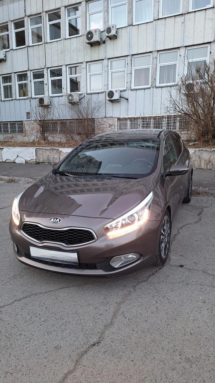 Хетчбэк Kia Ceed 2013 года, 1185000 рублей, Красноярск