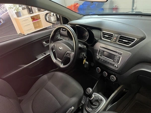 Седан Kia Rio 2015 года, 980000 рублей, Ярославль