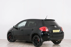 Хетчбэк Toyota Auris 2007 года, 549000 рублей, Красноярск