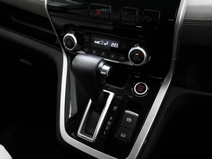 Минивэн Nissan Serena 2016 года, 1650000 рублей, Волгоград