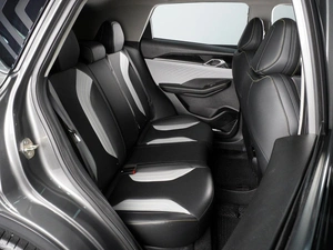 Внедорожник Geely Coolray 2023 года, 2030000 рублей, Красный Пахарь