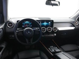 Внедорожник Mercedes-benz GLB-класс 2021 года, 3000055 рублей, Москва