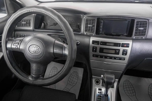 Универсал Toyota Corolla 2005 года, 669000 рублей, Кемерово