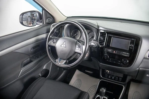 Внедорожник Mitsubishi Outlander 2017 года, 1899000 рублей, Пермь