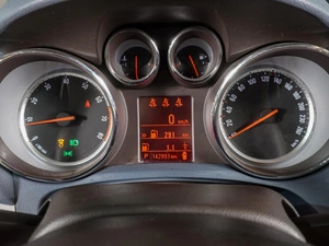 Внедорожник Opel Mokka 2012 года, 1154000 рублей, Воронеж