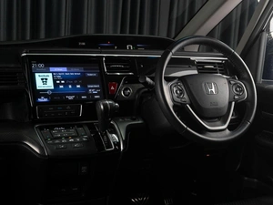 Минивэн Honda Stepwgn Spada 2021 года, 3049000 рублей, Тюмень