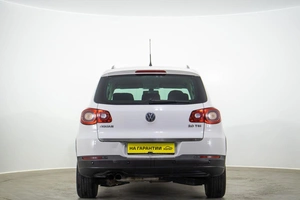 Внедорожник Volkswagen Tiguan 2010 года, 1069000 рублей, Оренбург